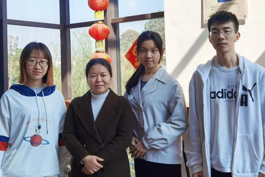 说明: //cet.qqny88.com/__local/2/C4/46/85C98A8A7CEE0044E6575DAB852_763AEB43_370A2.jpg?e=.jpg